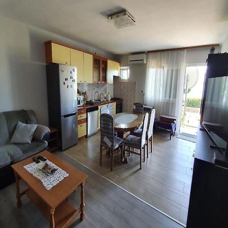 Apartment Miro Kaštela Eksteriør bilde